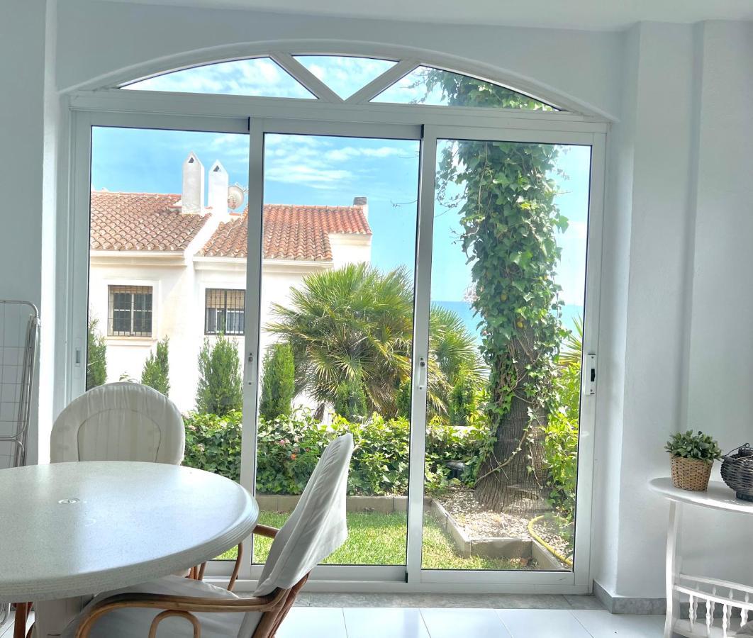 Fabulous Vacation In A 2 Bedroom Townhouse With 2 Terraces Overlooking The Sea, Suitable For 6 People 3 Swimming Pools Tennis And 200 Mts From The Sea El Faro Eksteriør billede
