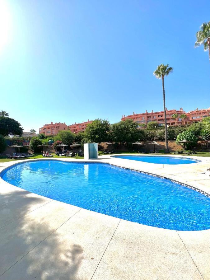 Fabulous Vacation In A 2 Bedroom Townhouse With 2 Terraces Overlooking The Sea, Suitable For 6 People 3 Swimming Pools Tennis And 200 Mts From The Sea El Faro Eksteriør billede