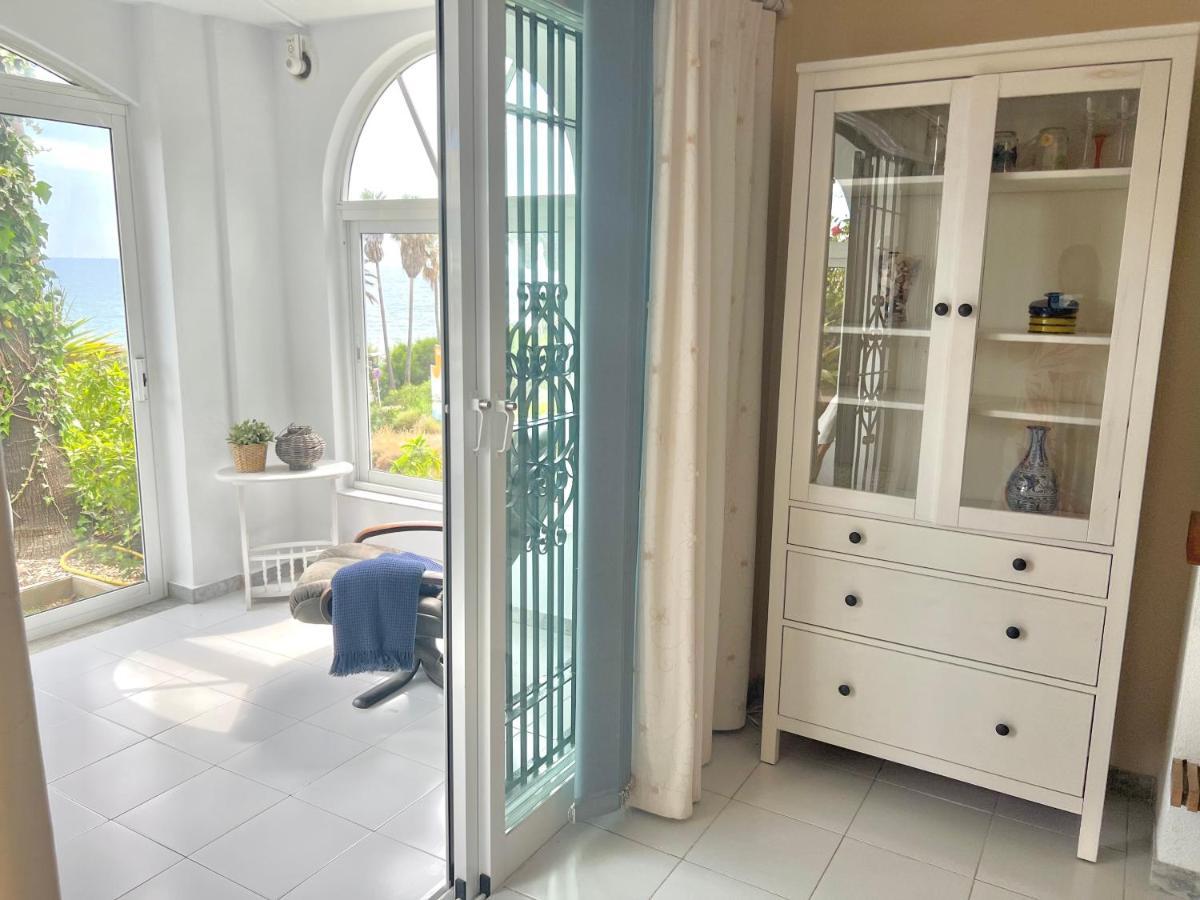 Fabulous Vacation In A 2 Bedroom Townhouse With 2 Terraces Overlooking The Sea, Suitable For 6 People 3 Swimming Pools Tennis And 200 Mts From The Sea El Faro Eksteriør billede