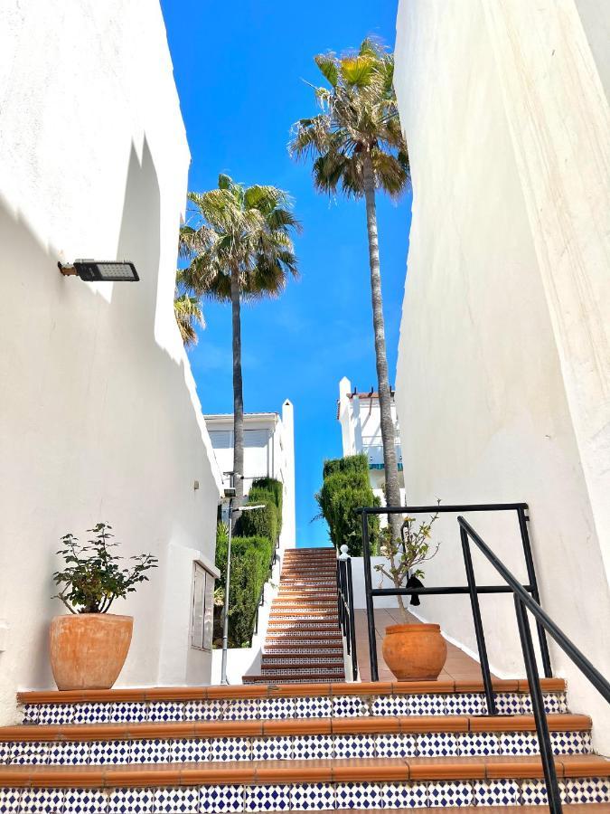 Fabulous Vacation In A 2 Bedroom Townhouse With 2 Terraces Overlooking The Sea, Suitable For 6 People 3 Swimming Pools Tennis And 200 Mts From The Sea El Faro Eksteriør billede